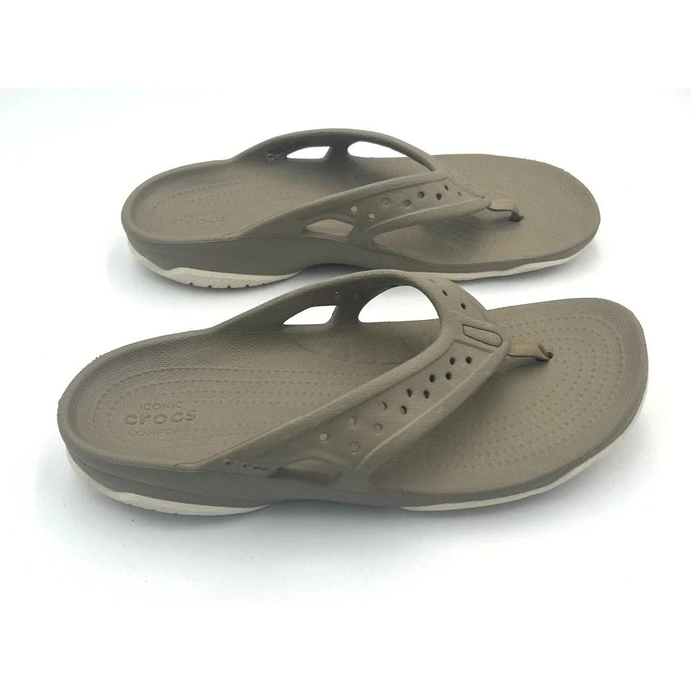 Crocs Swiftwater Deck Flip Flops Men's 7 Beige Iconic Comfort Neutral Boating